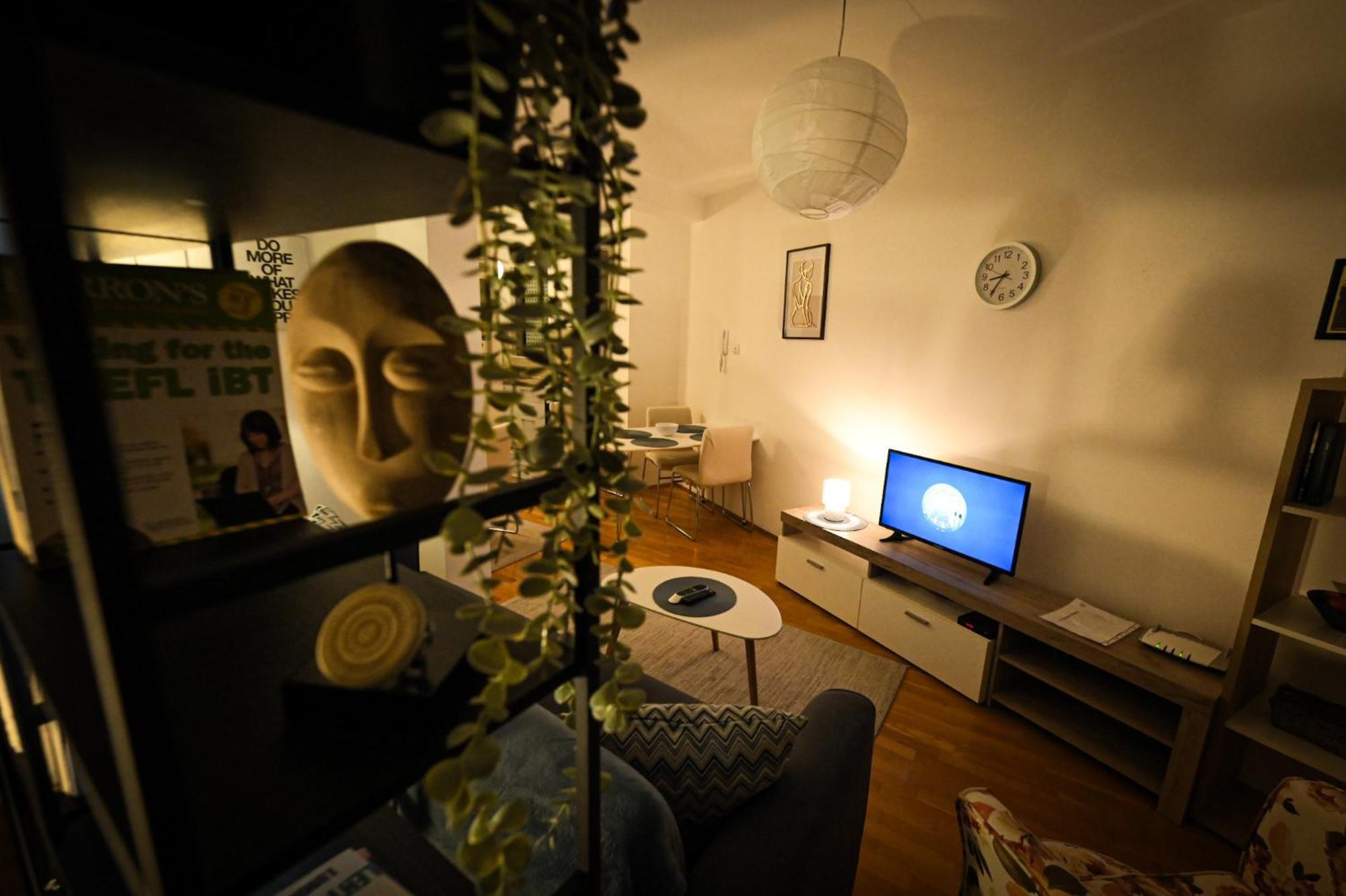 L&B Studio Apartment Pristina Extérieur photo